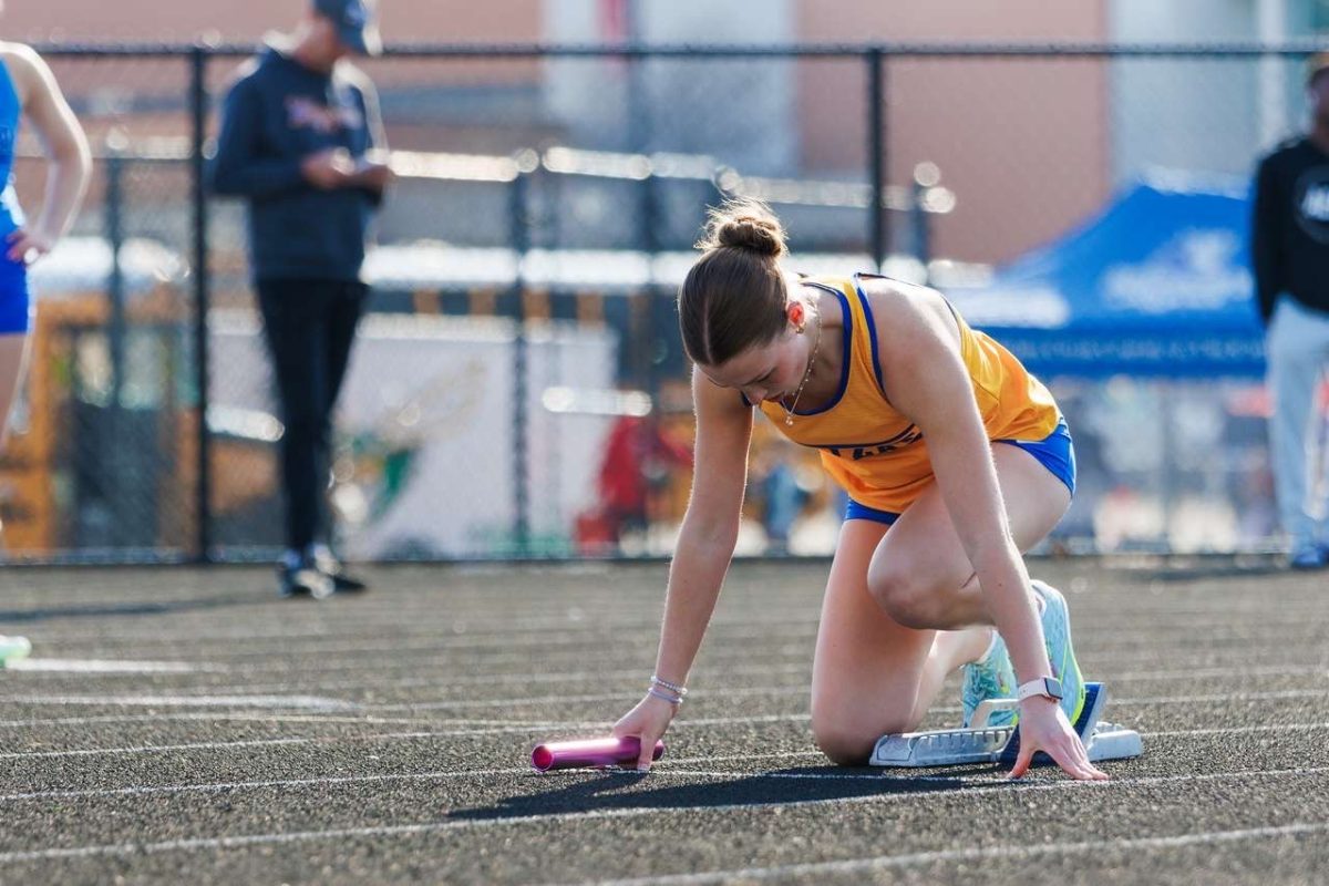 Hannah Brenke setting up for her track 4x4 race.
